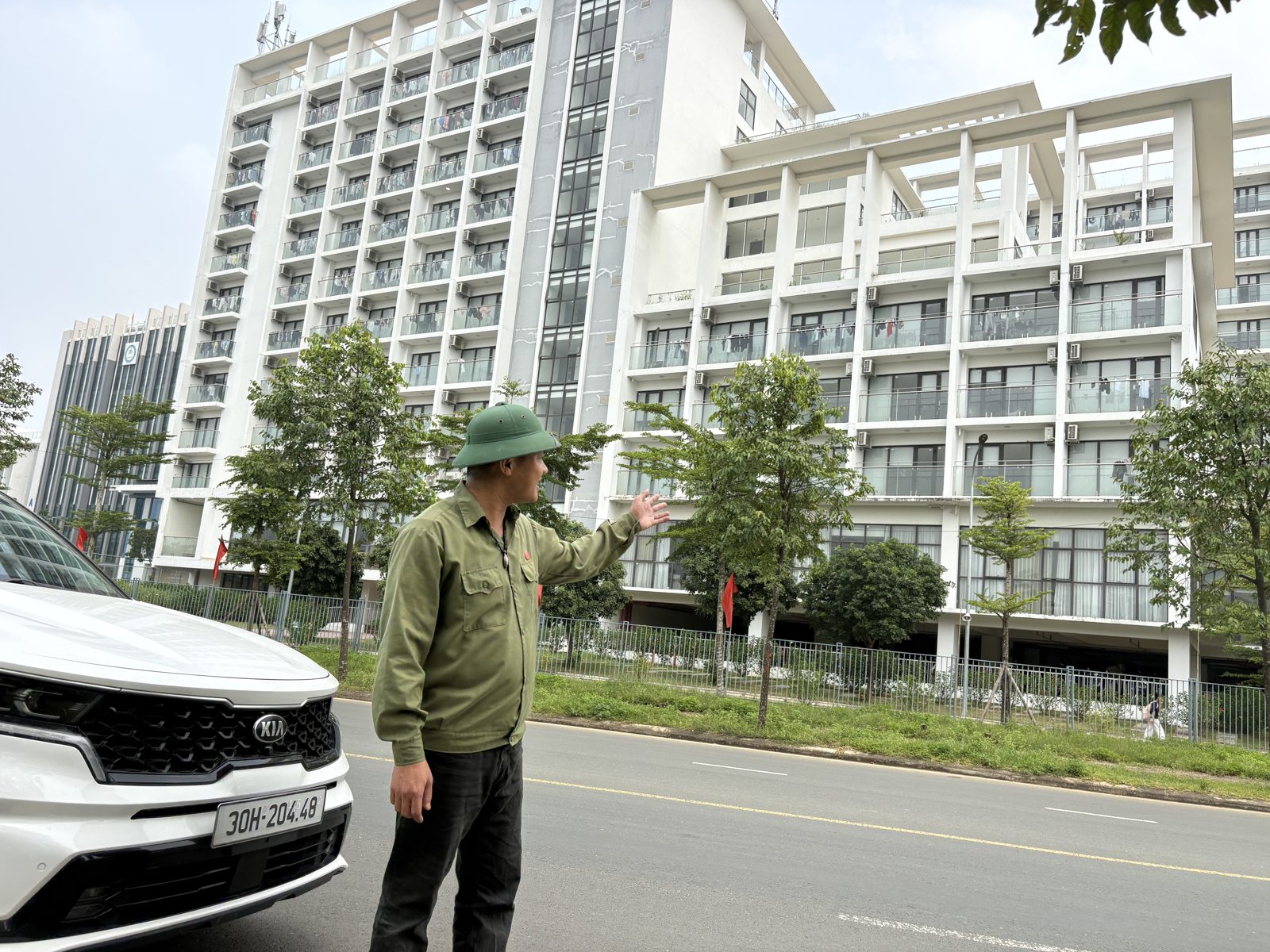 Học viện Tài chính trong Khu công nghệ cao Hòa Lạc, Đức Lính nhà đất khảo sát thực địa 09/2026